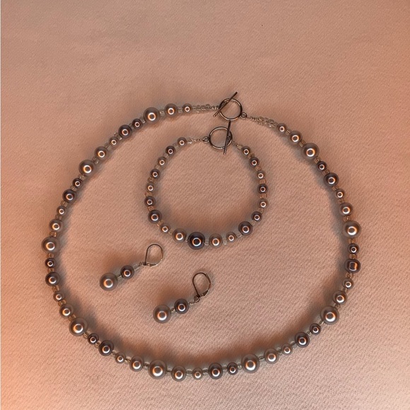 Lustrous Silver Pearl Necklace, Bracelet, and Earring Set - Picture 6 of 14